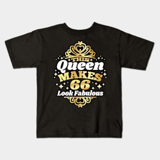 This Queen Makes 66 Look Fabulous 66th Birthday 1956 Kids T-Shirt